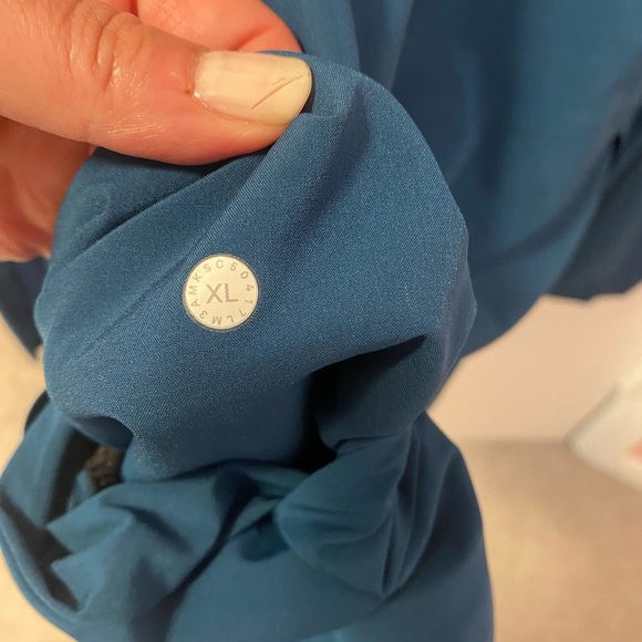 Lululemon blue/green hoodie - Picture 5 of 6